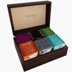 Zestaw Herbat VEERTEA Drewniana Brązowa Zamykana Skrzynka 96 Saszetek